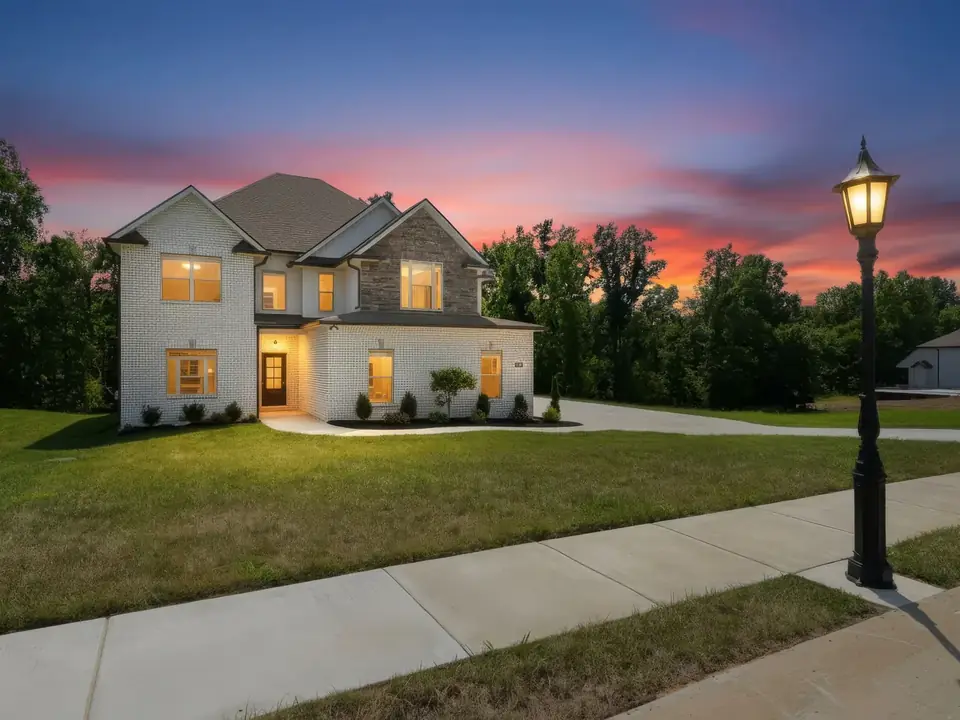 373 Young Ln at twilight